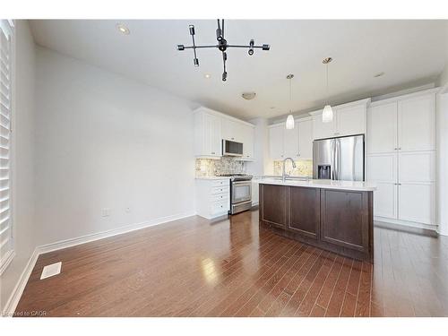 57 Kaitting Trail, Oakville, ON - Indoor Photo Showing Kitchen With Upgraded Kitchen