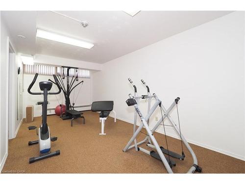 507-24 Midland Drive, Kitchener, ON - Indoor Photo Showing Gym Room