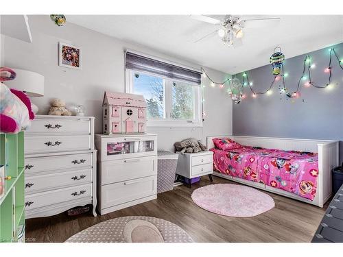136 Limpert Avenue, Cambridge, ON - Indoor Photo Showing Bedroom