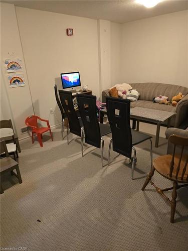 21 Arlington Crescent, Guelph, ON - Indoor