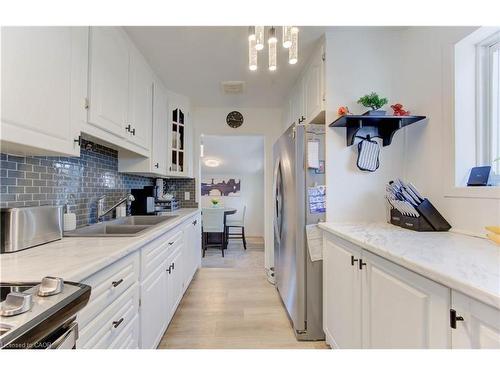149 Durham Avenue, Cambridge, ON - Indoor Photo Showing Kitchen With Double Sink