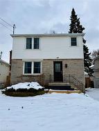 145 Brantdale Avenue  Hamilton, ON L9C 1C1