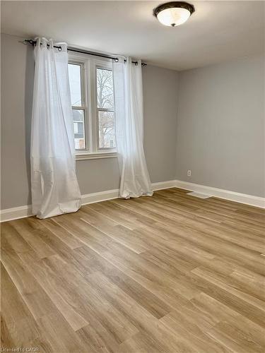 145 Brantdale Avenue, Hamilton, ON - Indoor Photo Showing Other Room