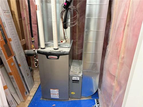 10-149 St Catharines Street, Smithville, ON - Indoor Photo Showing Basement