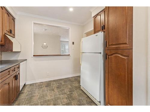 69 Lowrey Avenue N, Cambridge, ON - Indoor Photo Showing Kitchen