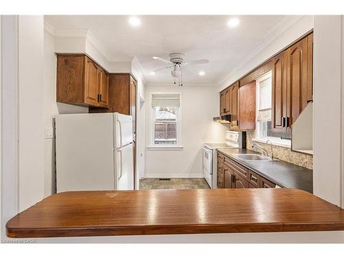69 Lowrey Avenue N, Cambridge, ON - Indoor Photo Showing Kitchen