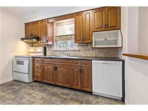 69 Lowrey Avenue N, Cambridge, ON - Indoor Photo Showing Kitchen
