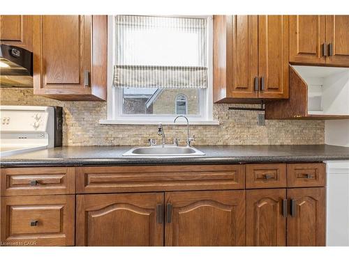 69 Lowrey Avenue N, Cambridge, ON - Indoor Photo Showing Kitchen