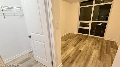 1009-470 Dundas Street E, Waterdown, ON - Indoor Photo Showing Other Room