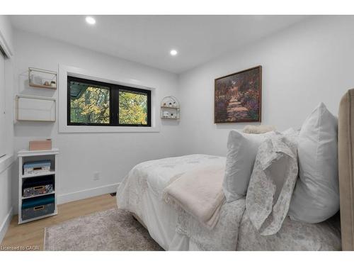 3169 King Street, Vineland, ON - Indoor Photo Showing Bedroom
