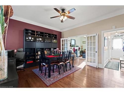 64 Florence Street, Hamilton, ON - Indoor Photo Showing Dining Room