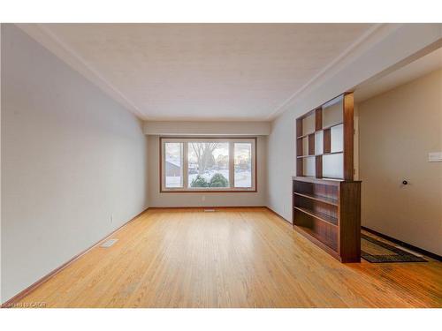 50 Fairlawn Road, Kitchener, ON - Indoor Photo Showing Other Room