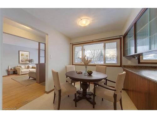 50 Fairlawn Road, Kitchener, ON - Indoor Photo Showing Dining Room