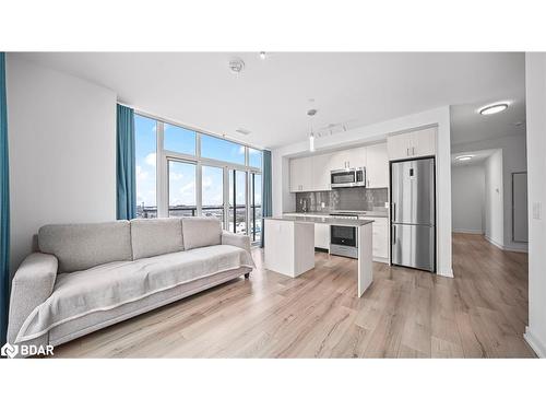 Ph 1007-1195 The Queensway Avenue, Toronto, ON - Indoor Photo Showing Kitchen With Stainless Steel Kitchen