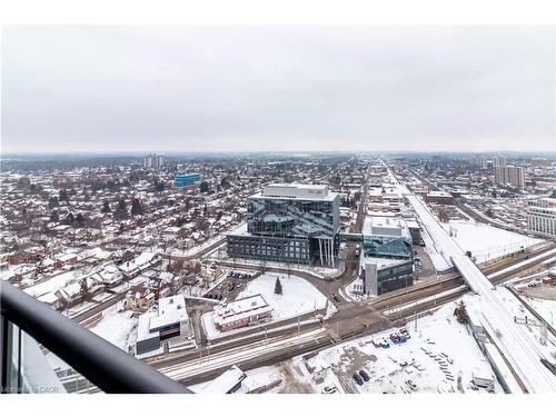 2910-25 Wellington Street S, Kitchener, ON - Outdoor With View