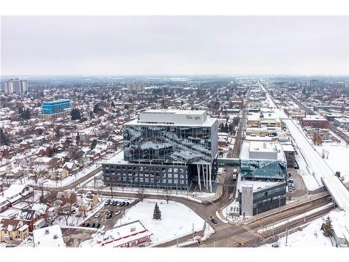 2910-25 Wellington Street S, Kitchener, ON - Outdoor With View