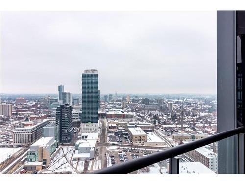 2910-25 Wellington Street S, Kitchener, ON - Outdoor With View