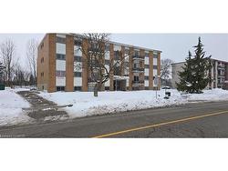 443 Hazel Street  Waterloo, ON N2L 3P7