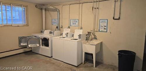 443 Hazel Street, Waterloo, ON - Indoor Photo Showing Laundry Room