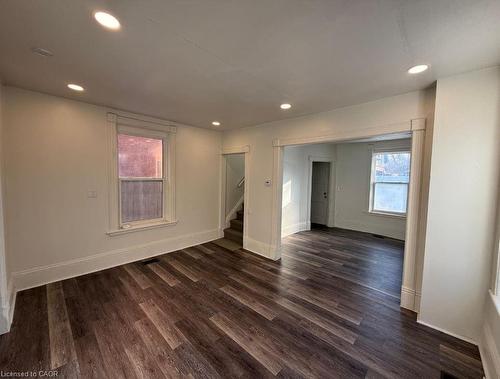 35 Park Avenue, Brantford, ON - Indoor Photo Showing Other Room