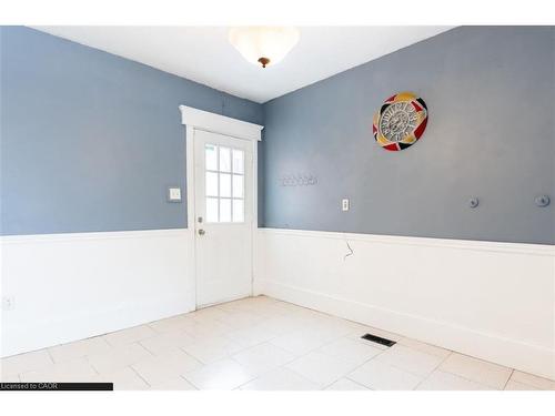 219 Erie Avenue, Brantford, ON - Indoor Photo Showing Other Room