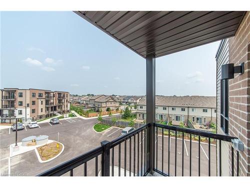 A7-1331 Countrystone Drive, Kitchener, ON - Outdoor With Exterior
