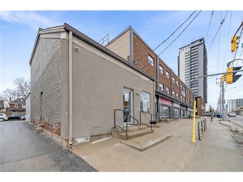 938 King Street W, Kitchener, ON 