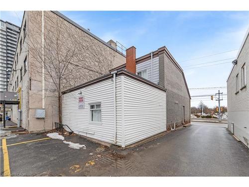 938 King Street W, Kitchener, ON 