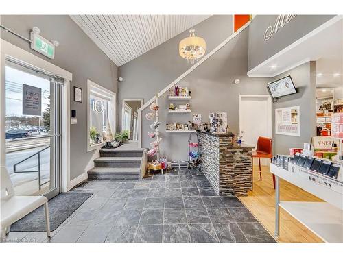 938 King Street W, Kitchener, ON 