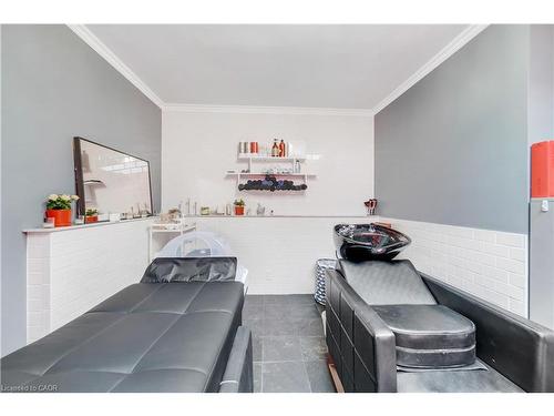 938 King Street W, Kitchener, ON 