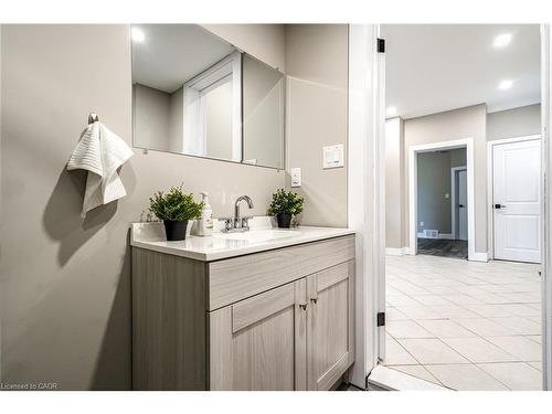 100 Sherman Avenue N, Hamilton, ON - Indoor