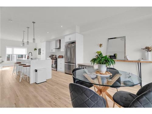 36 Lily Lane, Guelph, ON - Indoor