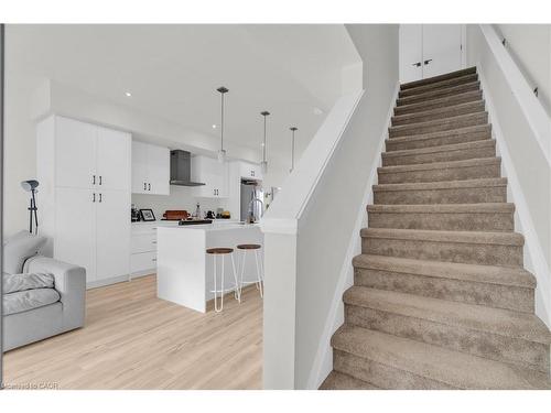 36 Lily Lane, Guelph, ON - Indoor