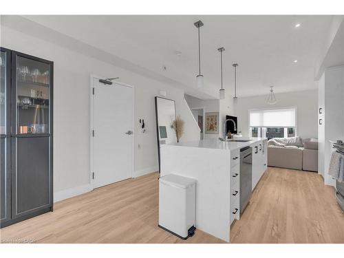 36 Lily Lane, Guelph, ON - Indoor Photo Showing Kitchen