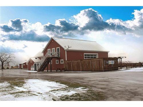 31 Nanticoke Valley Road, Norfolk, ON - Outdoor