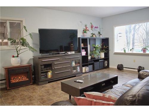 31 Nanticoke Valley Road, Norfolk, ON - Indoor