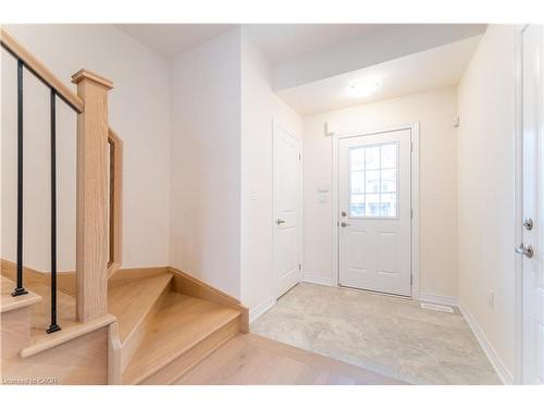 143 Sonoma Lane, Stoney Creek, ON - Indoor Photo Showing Other Room