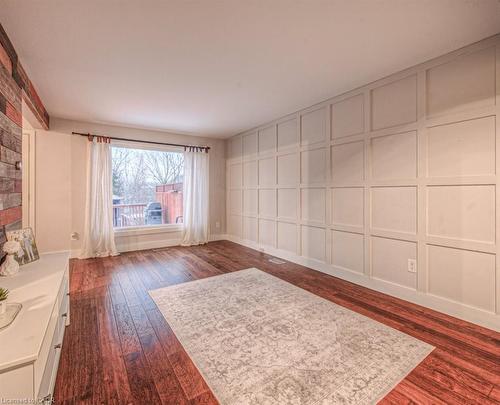 154 St Andrews Drive, Hamilton, ON - Indoor Photo Showing Other Room