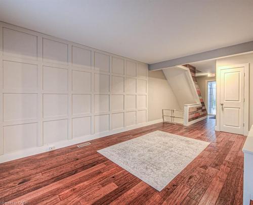 154 St Andrews Drive, Hamilton, ON - Indoor Photo Showing Other Room