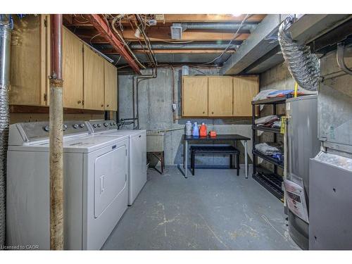 154 St Andrews Drive, Hamilton, ON - Indoor Photo Showing Laundry Room