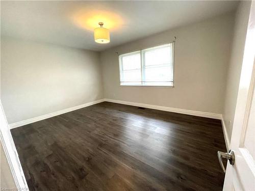 557 Lake Street, St. Catharines, ON - Indoor Photo Showing Other Room