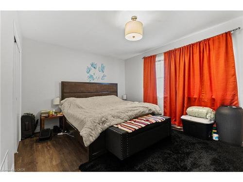 557 Lake Street, St. Catharines, ON - Indoor Photo Showing Bedroom