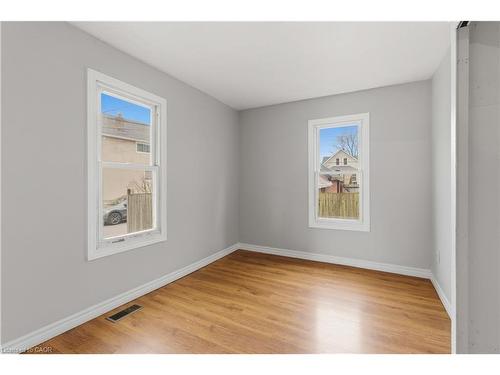 11 Patsy Avenue, Welland, ON - Indoor Photo Showing Other Room