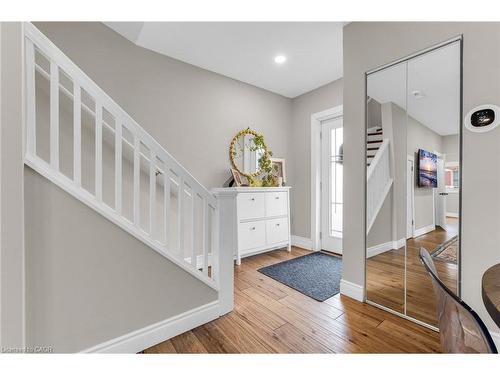 373 Emerald Street N, Hamilton, ON - Indoor Photo Showing Other Room