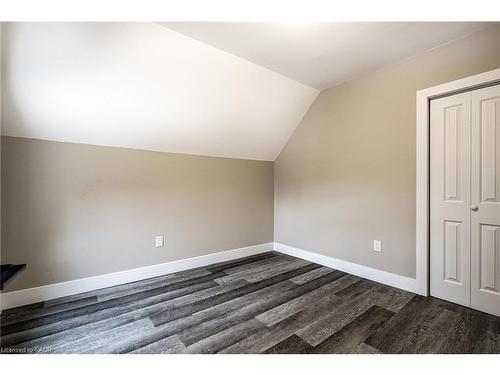 100 Sherman Avenue N, Hamilton, ON - Indoor Photo Showing Other Room