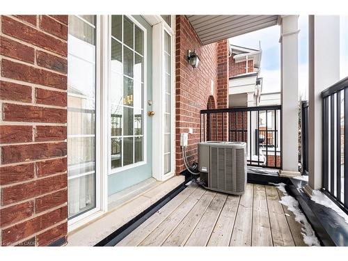 7186 Triumph Lane, Mississauga, ON - Outdoor With Deck Patio Veranda With Exterior