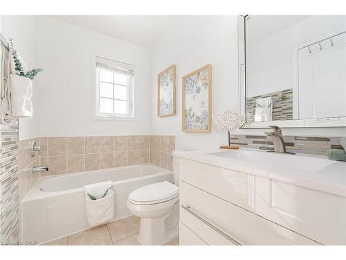 7186 Triumph Lane, Mississauga, ON - Indoor Photo Showing Bathroom