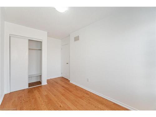 7186 Triumph Lane, Mississauga, ON - Indoor Photo Showing Other Room