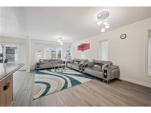 7 Forest Creek Drive, Kitchener, ON - Indoor