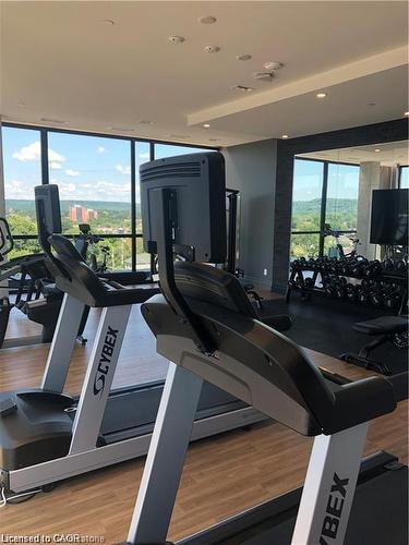 405-101 Locke Street S, Hamilton, ON - Indoor Photo Showing Gym Room